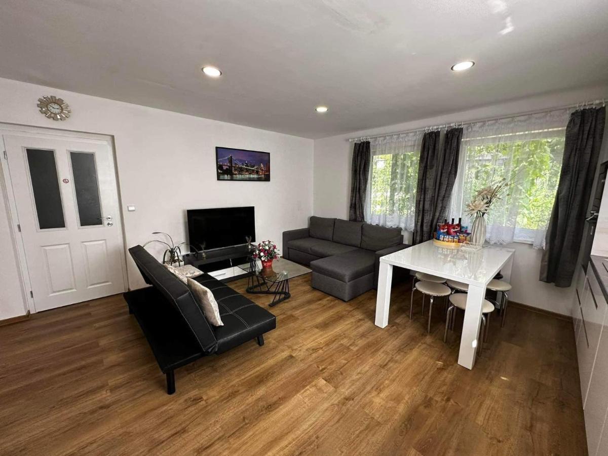 Cozy Sapa Stay Prague Luaran gambar