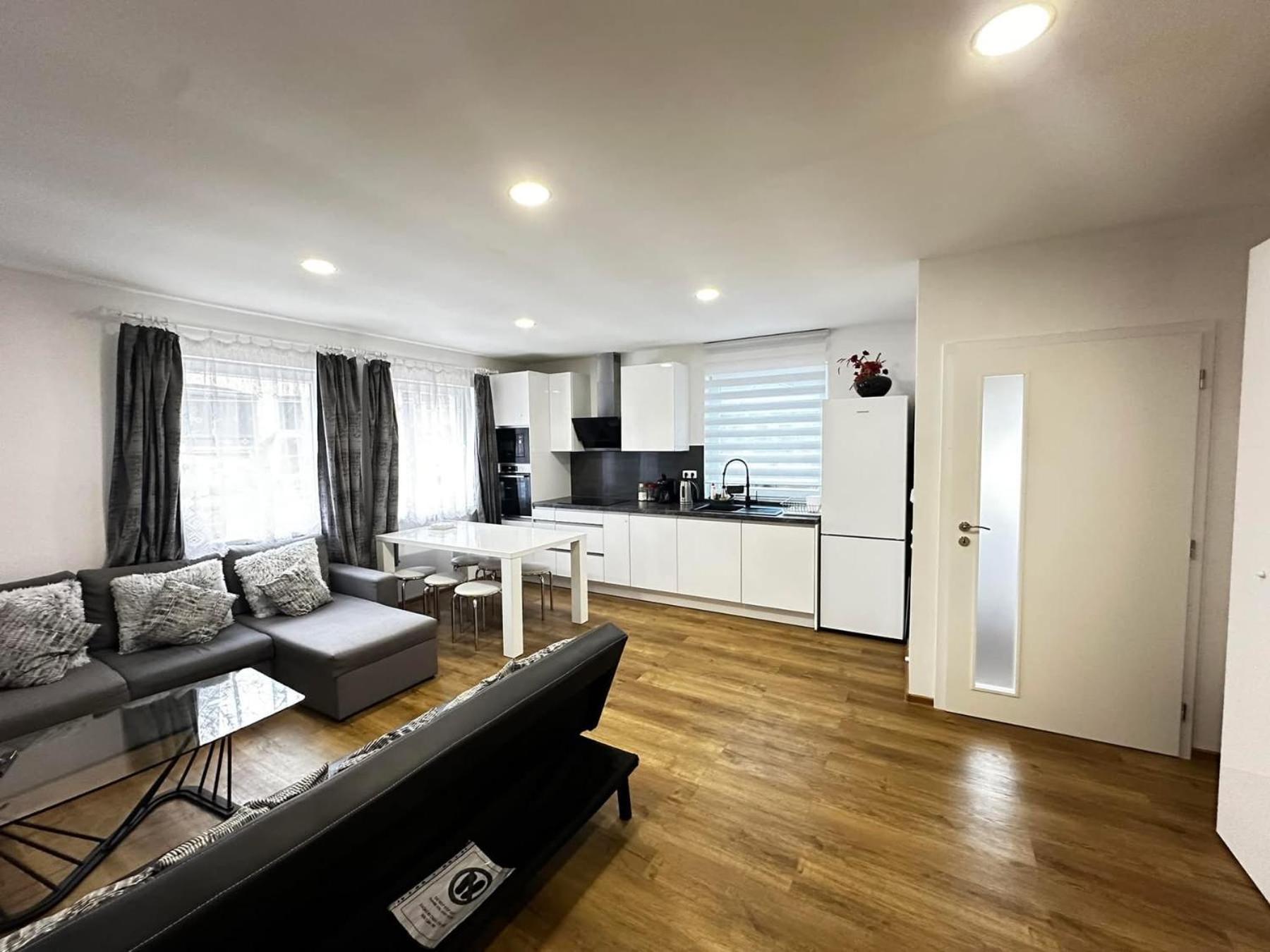 Cozy Sapa Stay Prague Luaran gambar